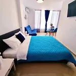 Efo Near The Апартаменти Ефоріє-Норд