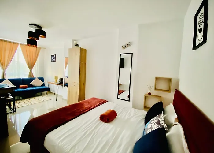 Efo Near The Apartment *