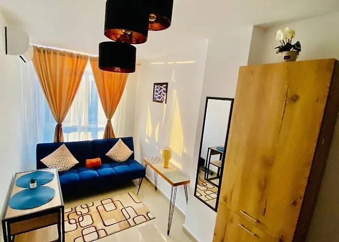 Apartment Efo Near The *