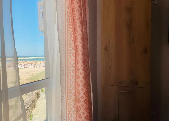 Efo Near The Apartment *