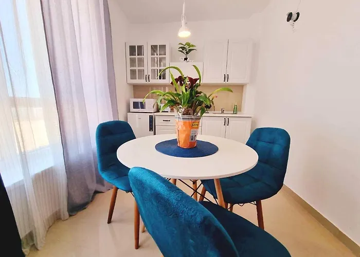 Efo Near The Apartment