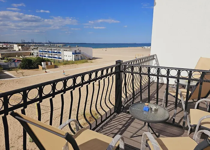 Efo Near The Apartment *