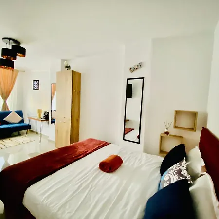 Efo Near The Apartment *