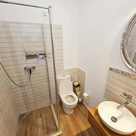 Efo Near The Apartamento *