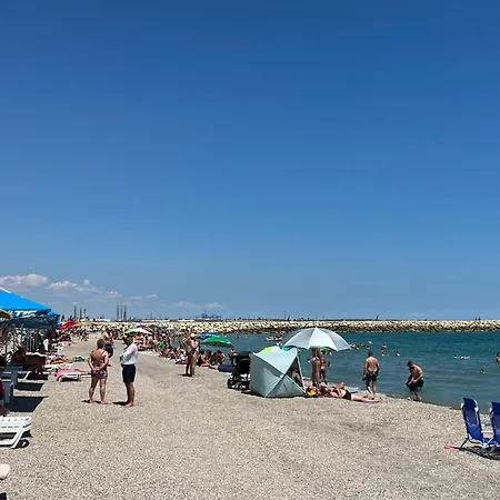 Apartamento Efo Near The