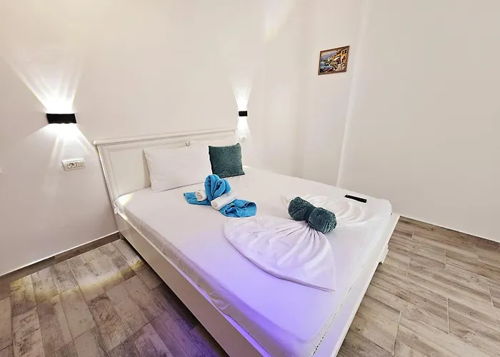 Efo Near The Apartment